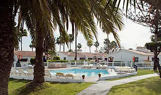 Santa Barbara Bungalows